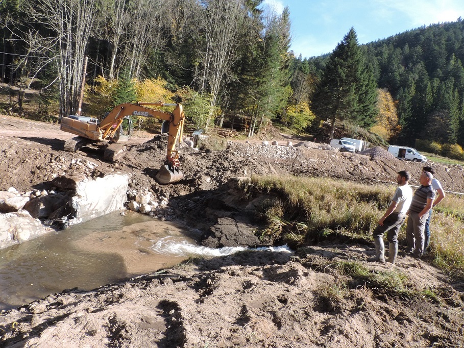Arasement du barrage du Vétiné au Valtin, octobre 2017. Photo PNRBV